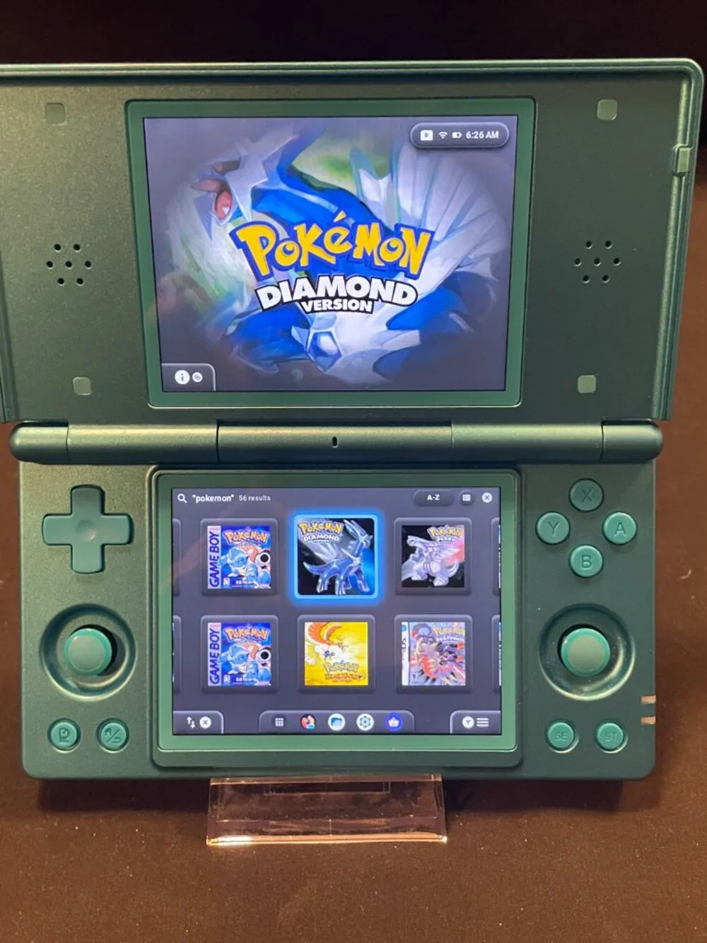 Clamshell Retro Game Console Handheld 128gb With Custom OS